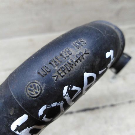 patrubok-vozduxovoda-20i-volkswagen-bora-art-102954-big-4