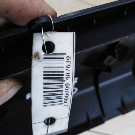 dekorativnaia-kryska-dvigatelia-audi-a6-c5-pravaia-art-103966-big-3