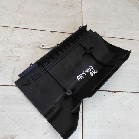 dekorativnaia-kryska-dvigatelia-audi-a6-c5-pravaia-art-103966-big-4