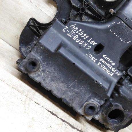 korpus-vozdusnogo-filtra-dekorativnaia-nakladka-dvigatelia-seat-cordoba-ii-art-104135-big-7