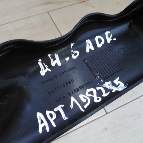 dekorativnaia-kryska-dvigatelia-18-adr-audi-a4-b5-art-104464-big-3