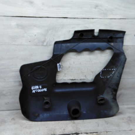 dekorativnaia-nakladka-kryska-dvigatelia-volkswagen-bora-volkswagen-jetta-4-20-art-104522-big-1