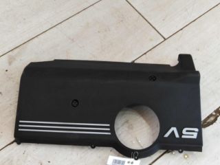 dekorativnaia-kryska-dvigatelia-audi-a6-c5-art-104921