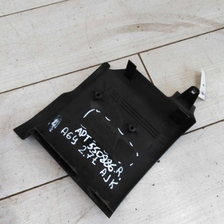 dekorativnaia-kryska-dvigatelia-audi-allroad-a6-c5-27-art-106124-big-0