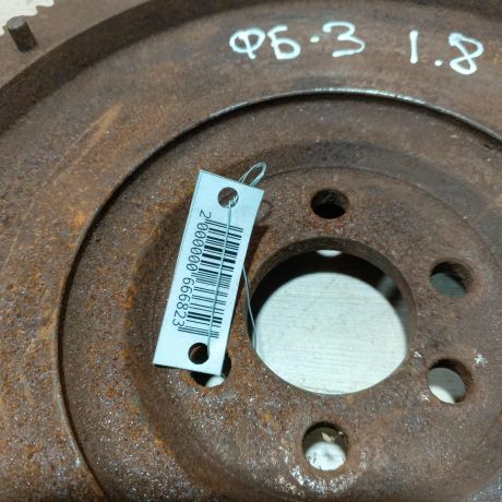 maxovik-volkswagen-passat-b3-18-art-106767-big-2