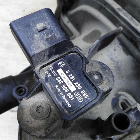 kollektor-vpusknoi-audi-a6-c6-art-107040-big-2