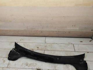 dekorativnaia-nakladka-zabo-dozdevik-vodootvodiashhii-shhitok-renault-megane-ii-art-107826