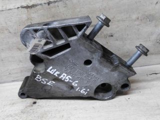 kronstein-krepleniia-dvigatelia-skoda-octavia-a5-rest-art-108195