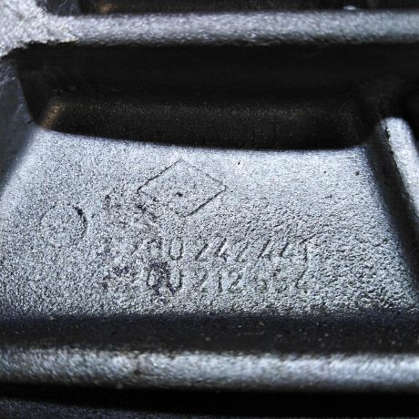 kozux-grm-kryska-kronstein-renault-sandero-i-art-108960-big-1