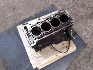 blok-dvigatelia-18i-bzb-volkswagen-passat-b6-pod-rastocku-art-110646