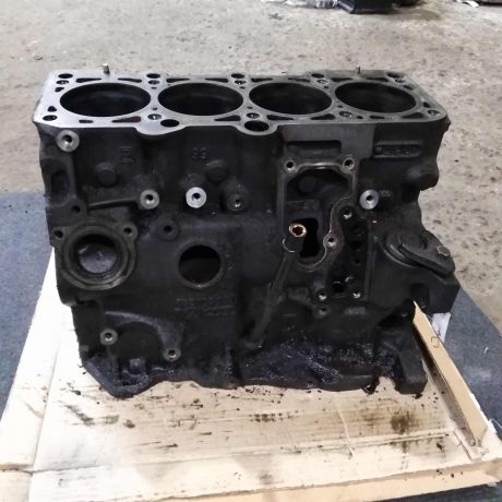 blok-dvigatelia-18t-aeb-apu-volkswagen-passat-b5-audi-a4-b5-audi-a6-c5-pod-rastocku-art-110647-big-0
