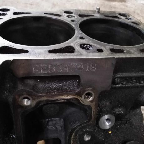 blok-dvigatelia-18t-aeb-apu-volkswagen-passat-b5-audi-a4-b5-audi-a6-c5-pod-rastocku-art-110647-big-1