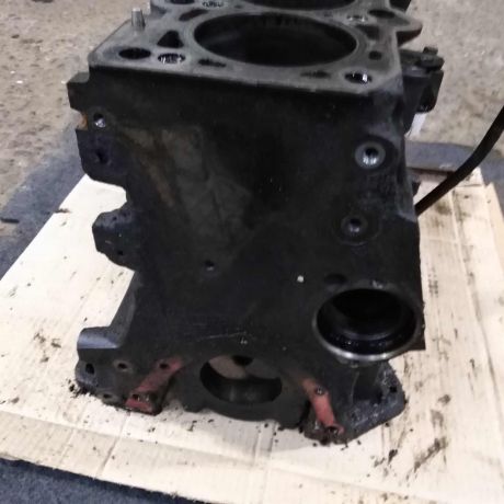 blok-dvigatelia-18t-aeb-apu-volkswagen-passat-b5-audi-a4-b5-audi-a6-c5-pod-rastocku-art-110647-big-2