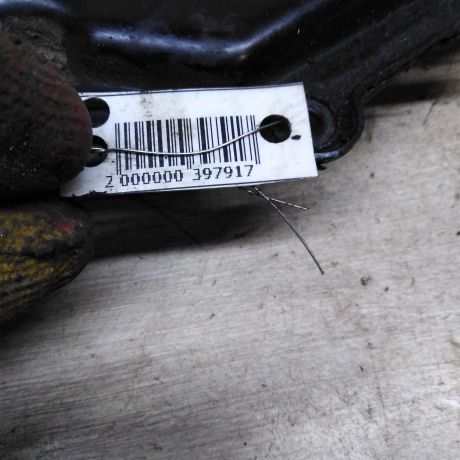 kryska-dvigatelia-volkswagen-passat-b6-art-111696-big-5