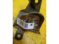 kronstein-krepleniia-dvigatelia-perednii-hyundai-elantra-hd-art-13131-small-0