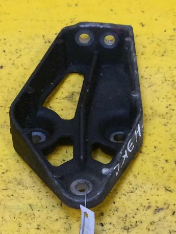 kronstein-krepleniia-dvigatelia-15-daewoo-nexia-art-13787-big-3