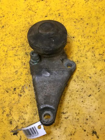 kronstein-dvigatelia-audi-a6-c5-allroad-art-14723-big-1