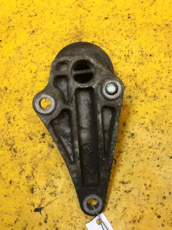 kronstein-dvigatelia-audi-a6-c5-allroad-art-14723-big-2