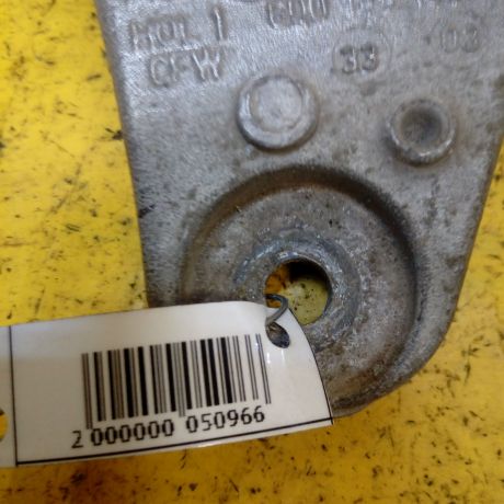 kronstein-dvigatelia-seat-cordoba-art-14987-big-2