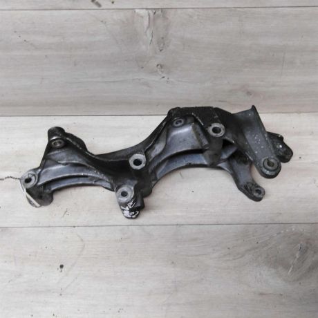 kronstein-dvigatelia-golf-4-23-agz-art-15259-big-1