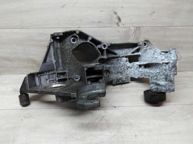 kronstein-dvigatelia-volkswagen-golf-4-19-tdi-bu-art-15293-big-0