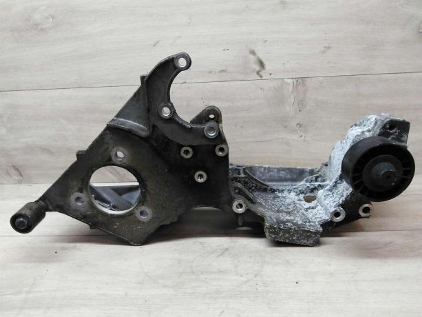 kronstein-dvigatelia-volkswagen-golf-4-19-tdi-bu-art-15293-big-1