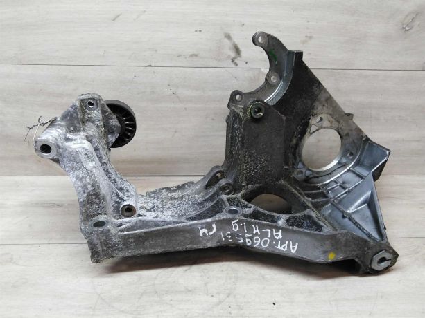 kronstein-dvigatelia-volkswagen-golf-4-19-tdi-bu-art-15293-big-2