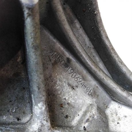 kronstein-dvigatelia-ford-focus-3-art-15714-big-2