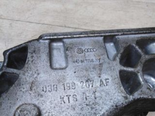 kronstein-pravyi-krepleniia-dvigatelia-volkswagen-transporter-t5-art-16256