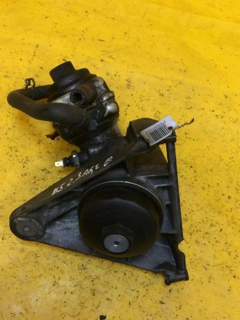kronstein-maslianogo-filtra-volkswagen-passat-b5-23-agz-art-17452-big-1