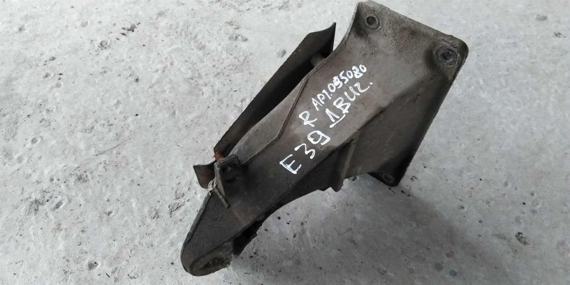 kronstein-dvigatelia-pravyi-bmw-e39-art-17659-big-1