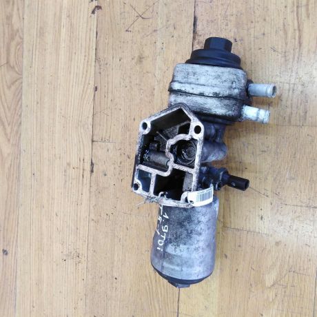 kronstein-maslianogo-filtra-volkswagen-transporter-t5-19-tdi-brr-art-17780-big-0