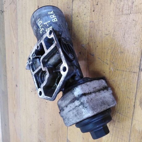 kronstein-maslianogo-filtra-volkswagen-transporter-t5-19-tdi-brr-art-17780-big-1