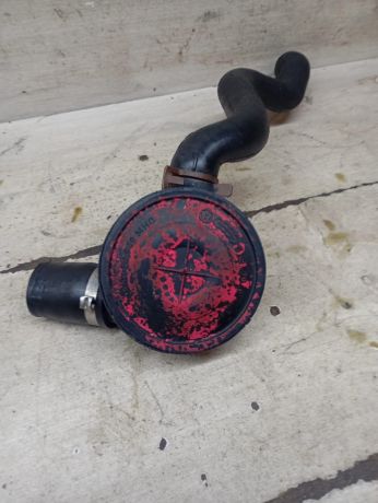 trubka-karternyx-gazov-audi-80-b4-19-tdi-1z-art-18217-big-2