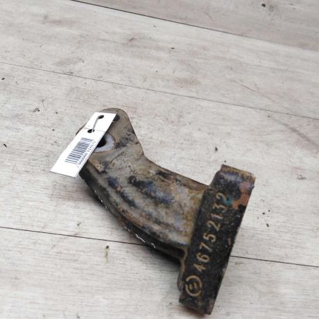 kronstein-dvigatelia-fiat-albea-art-18396-big-1