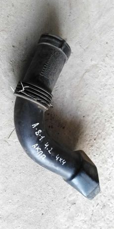 patrubok-podaci-vozduxa-audi-a8-d2-art-18603-big-0