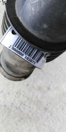 patrubok-podaci-vozduxa-audi-a8-d2-art-18603-big-3