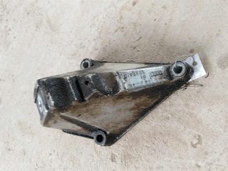 kronstein-dvigatelia-levyi-audi-a8-d-art-18631