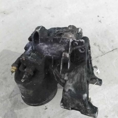 kronstein-maslianogo-filtra-audi-a8-d2-art-18705-big-1