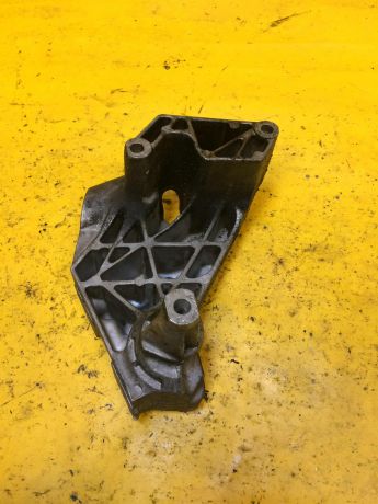 kronstein-dvigatelia-apk-20i-volkswagen-golf-4-art-19069-big-1