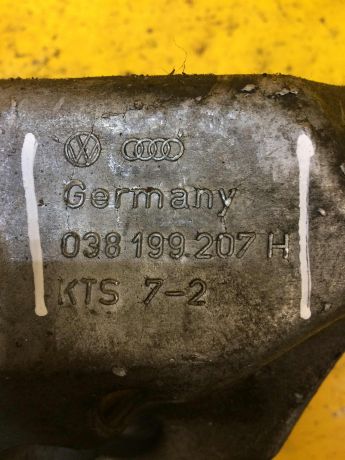 kronstein-dvigatelia-apk-20i-volkswagen-golf-4-art-19069-big-3