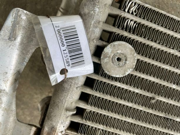 radiator-oxlazdeniia-akpp-volkswagen-touareg-art-19964-big-2