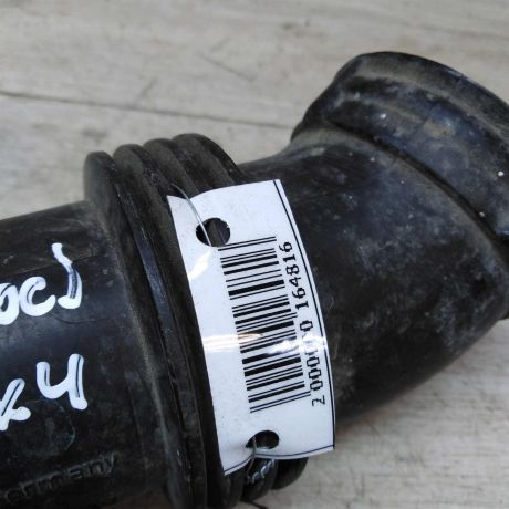 patrubok-vozduxovoda-audi-a8-d2-podaci-vozduxa-art-25156-big-3