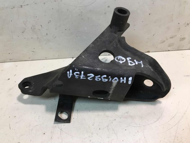 kronstein-dvigatelia-perednii-volkswagen-passat-b4-art-28134-big-0