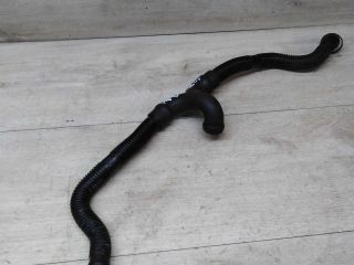 trubka-ventiliacii-gazov-audi-a6-c5-27-biturbo-apb-art-29439