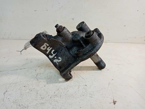 kronstein-maslianogo-filtra-volkswagen-passat-b4-b3-volkswagen-golf-3-volkswagen-vento-art-30145-big-0