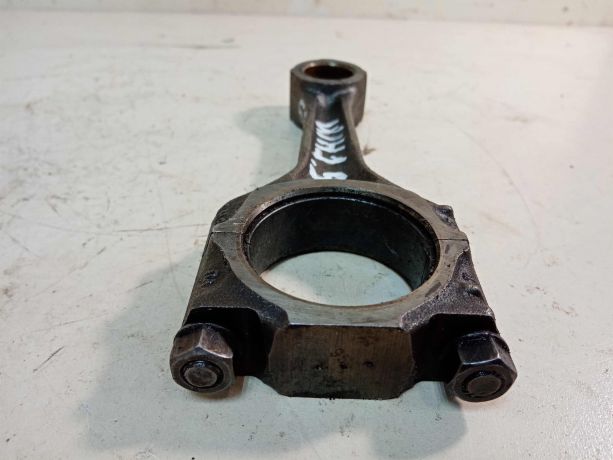 satun-audi-100-c3-19i-wh-art-30398-big-4