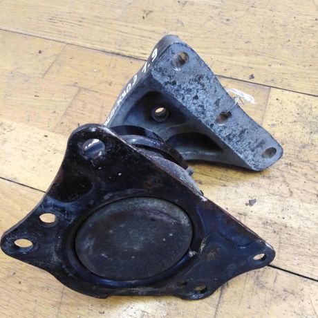 opora-dvigatelia-poduska-kronstein-volkswagen-polo-4-art-32723-big-2