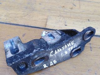 kronstein-krepleniia-dvigatelia-pravyi-19-tdi-ahu-volkswagen-sharan-do-rest-seat-alhambra-art-34005