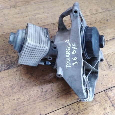 kronstein-dvigatelia-volkswagen-touareg-36-bhk-kronstein-maslianogo-filtra-art-34157-big-2
